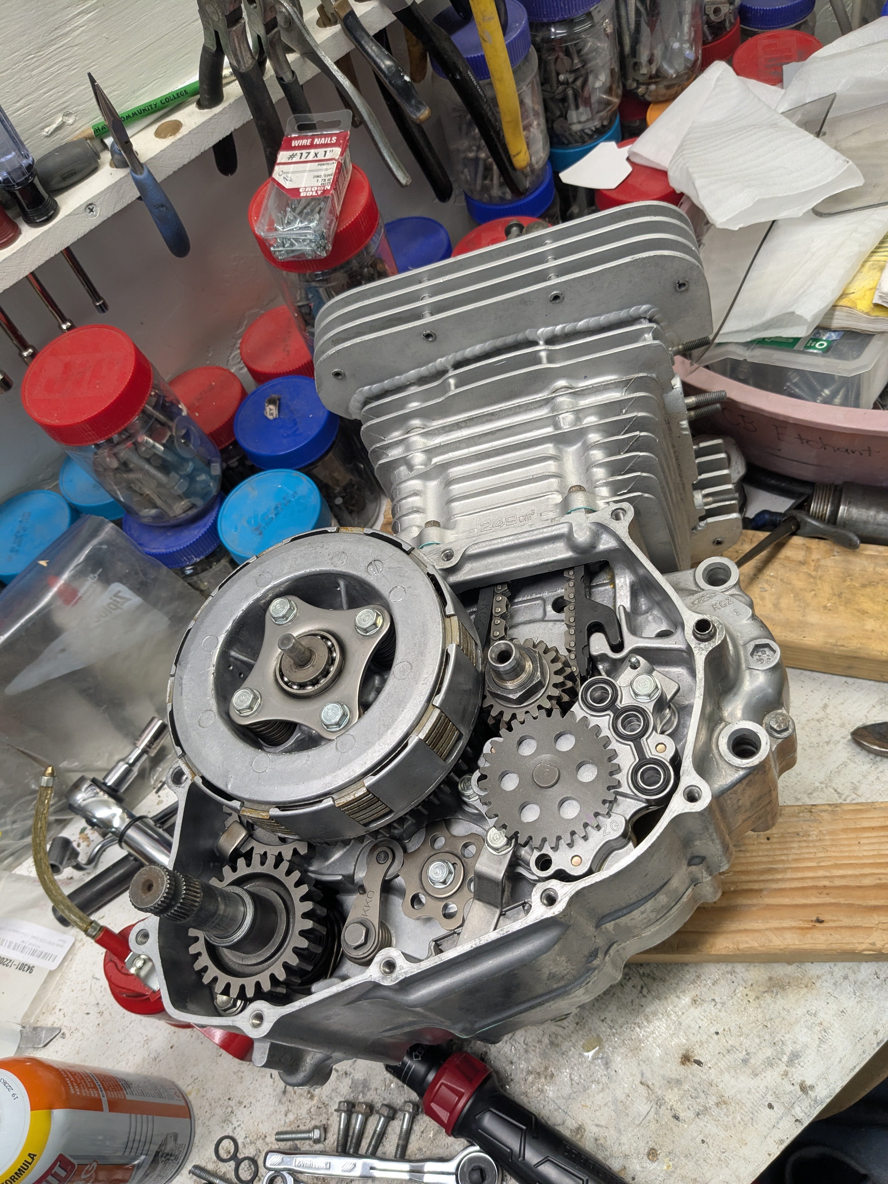 File:Xr250r engine right side.jpg
